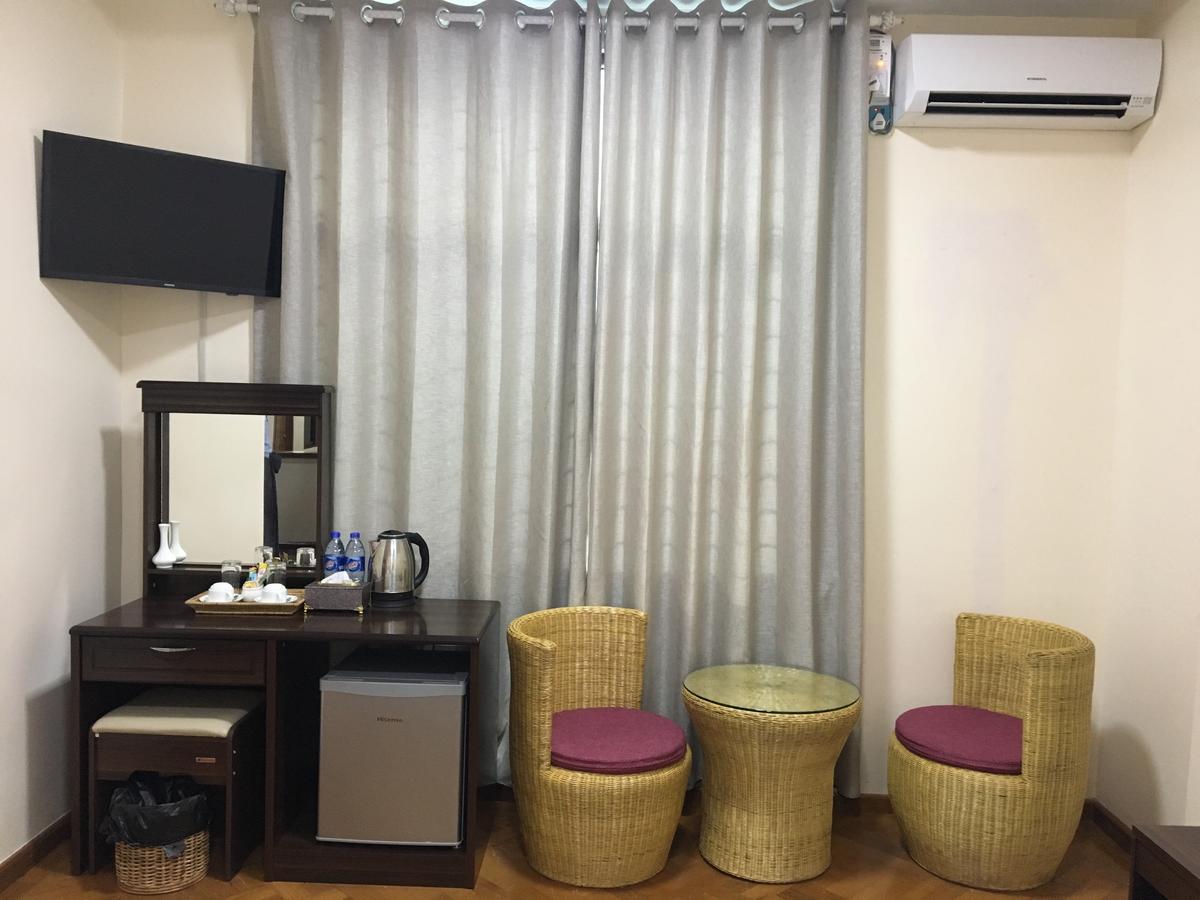 מנדלאי Hotel Yadanar Oo מראה חיצוני תמונה