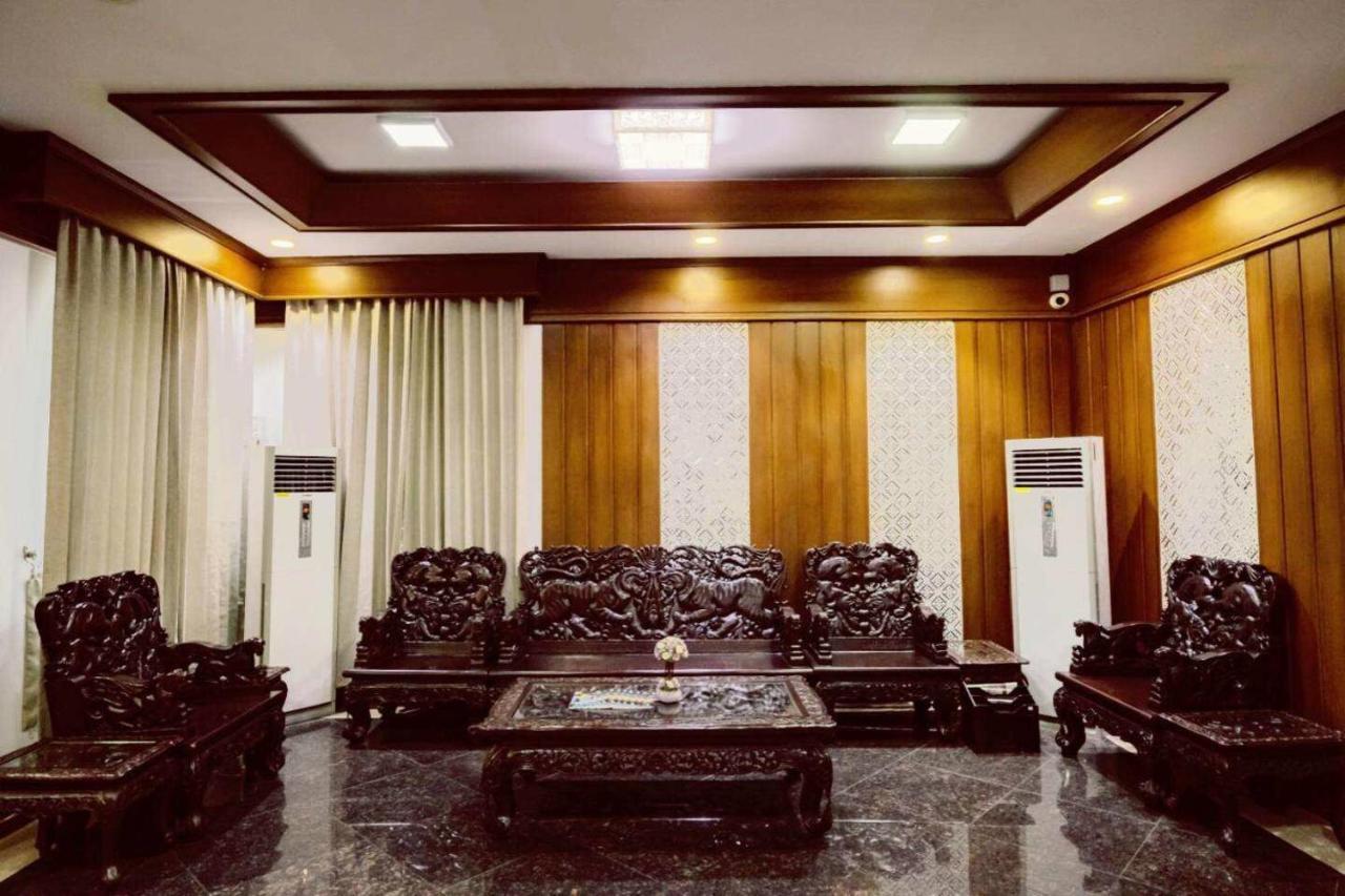 מנדלאי Hotel Yadanar Oo מראה חיצוני תמונה