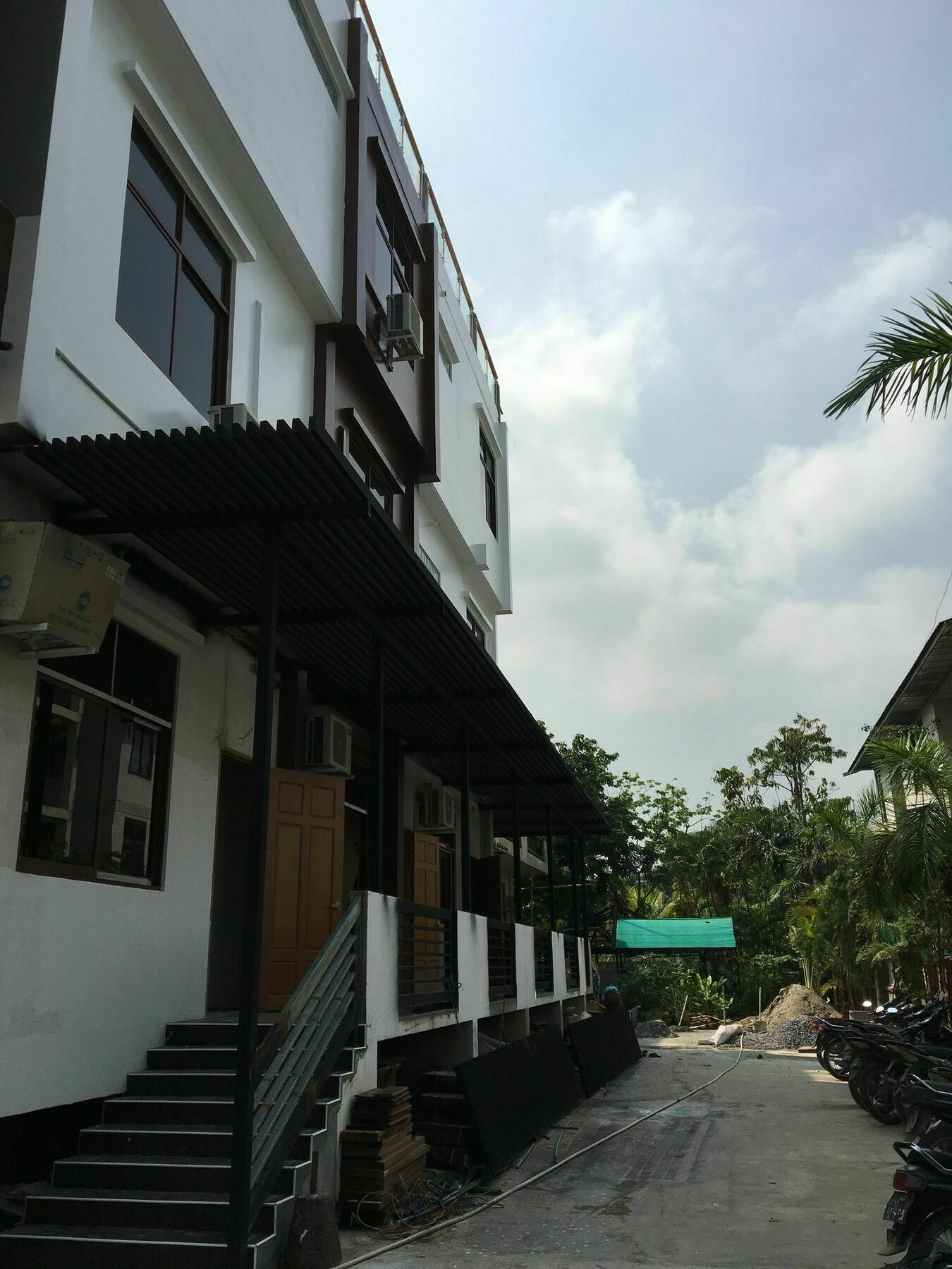 מנדלאי Hotel Yadanar Oo מראה חיצוני תמונה